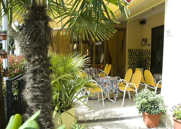 Lina ピナレッラ