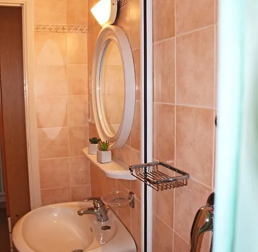 Lina 2* ピナレッラ