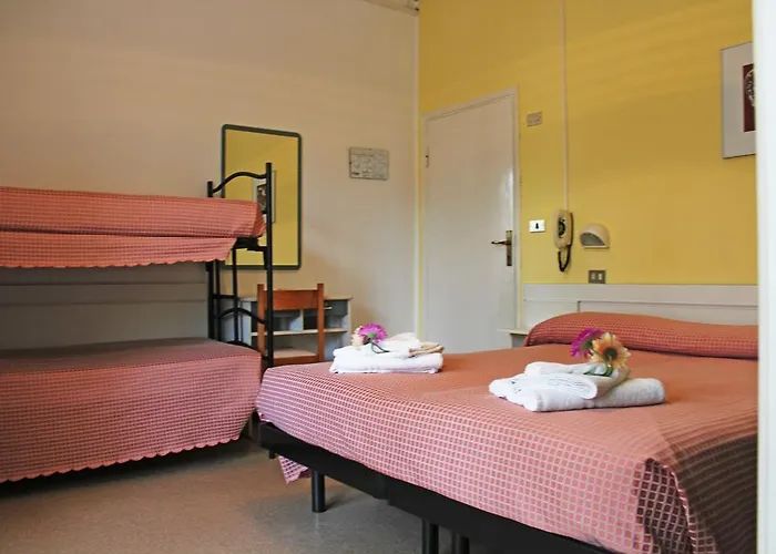 Lina ピナレッラ