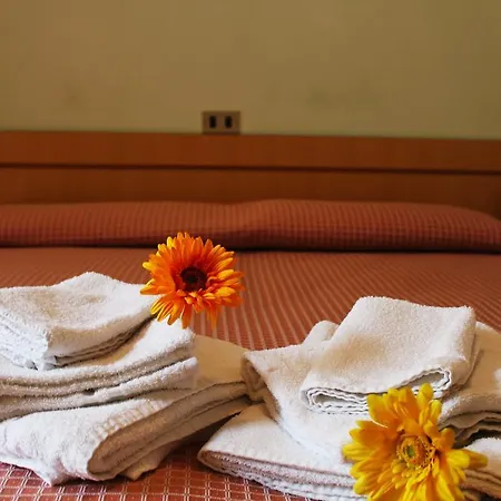 Ξενοδοχείο Lina 2*